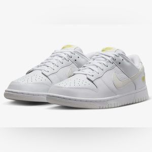 New Nike Women's Dunk Low Valentine's Day Yellow Heart FD0803-100 NWOB